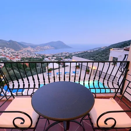Simsek Villa *