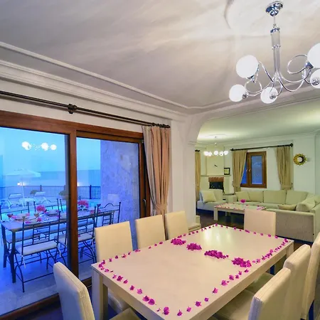 Simsek Villa *